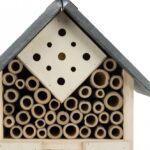 Insectenhotel Weerbestendig van Onbehandeld Grenen voor Nuttige Insecten – Trixie - Afbeelding 3