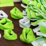 Snuffelmat 80 x 80 cm met Meer Dan 20 Verstopplekken voor Zoekspel – PROCYON - Afbeelding 3