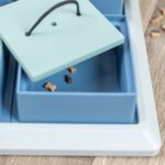 Intelligentiespel voor Honden met vier vakken – Trixie Dog Activity Poker Box 1 - Afbeelding 5