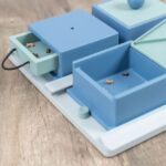 Intelligentiespel voor Honden met vier vakken – Trixie Dog Activity Poker Box 1 - Afbeelding 6