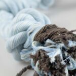 Hondenspeeltouw met Drie Knopen blauw – DUVO Flossy - Afbeelding 2