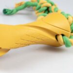 Hondenspeeltje van Rubber met Katoenen Touw en Halter Geel – DUVO 16271-EBI - Afbeelding 4