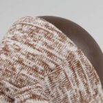 Pluchen Hondenspeeltje Aap met TPR-wobbelbodem Bruin – DUVO Tumbly - Afbeelding 3