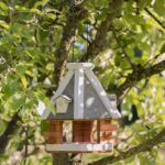Hangend Voederhuis met Dakoverstek bruin wit – Trixie 5577-TRXI - Afbeelding 2